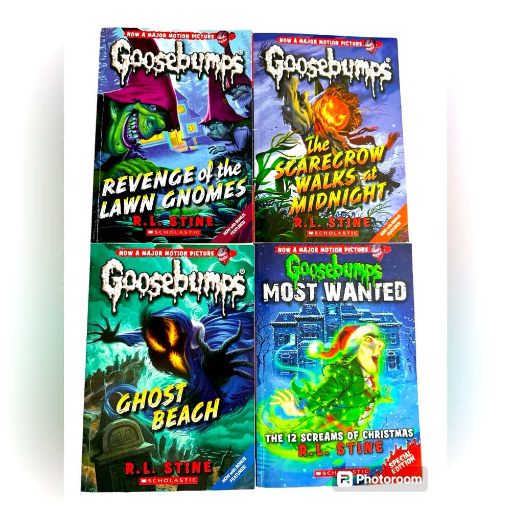 Set of 4 Goosebumps Books